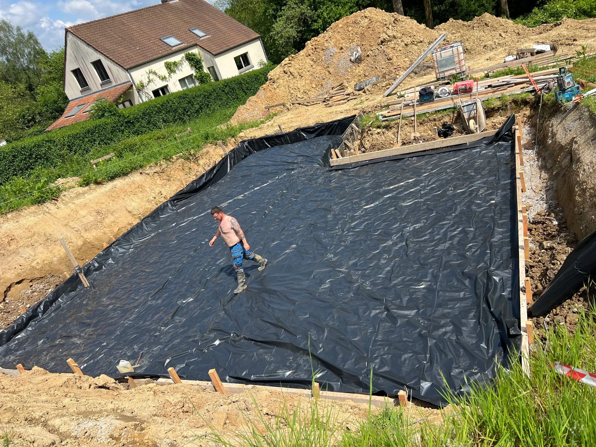Membrane préparatoire posée avant la réalisation de la dalle